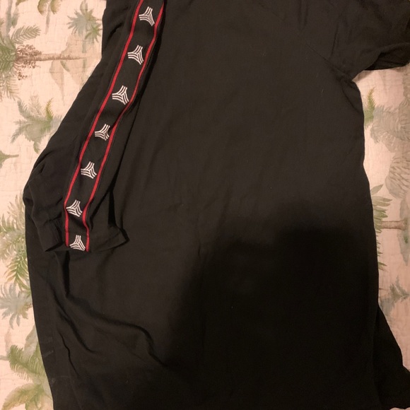 adidas mens tshirt - Picture 3 of 3